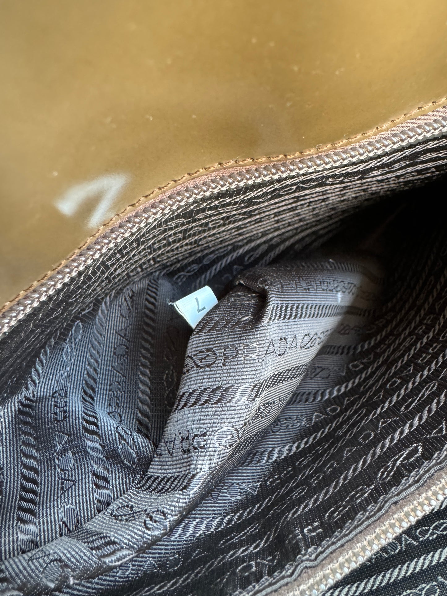 Prada taska /  Prada tote