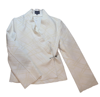 Ljós pilsdragt / Ivory skirtsuit