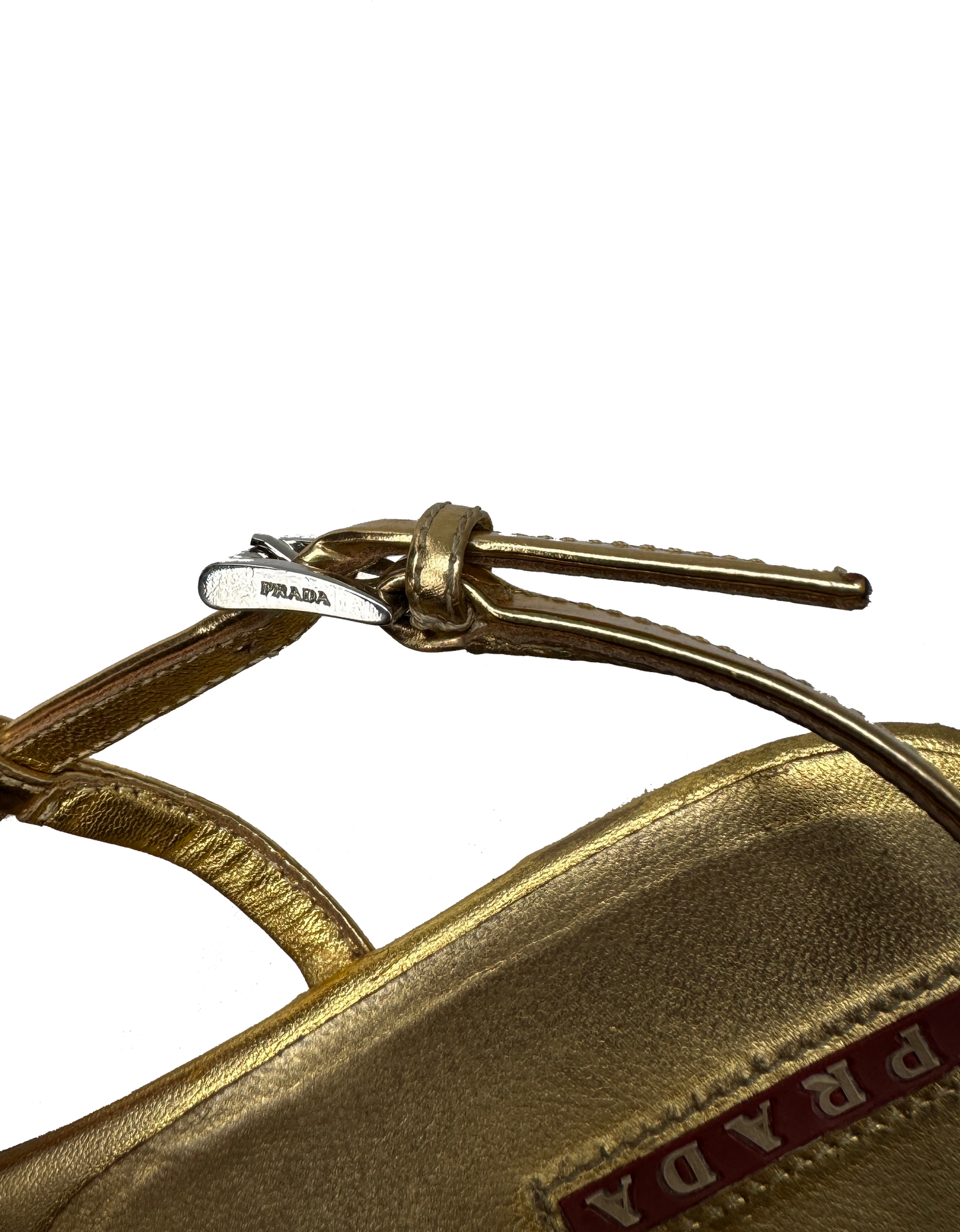 Prada gullitaðir fylltir hælar / Prada gold wedges