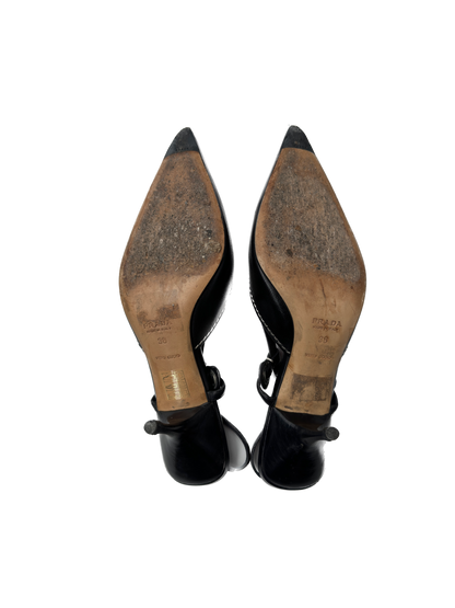 Prada svartir támjóir hælaskór /  Prada black pointy sling-backs