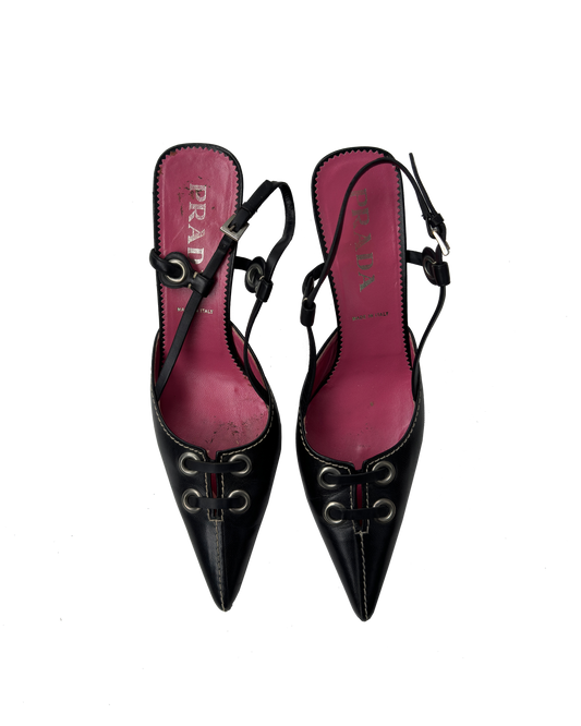 Prada svartir támjóir hælaskór /  Prada black pointy sling-backs